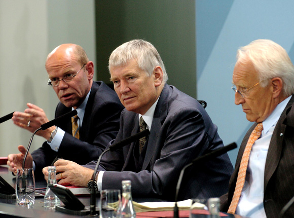 Agreement on the Immigration Act (June 17, 2004)